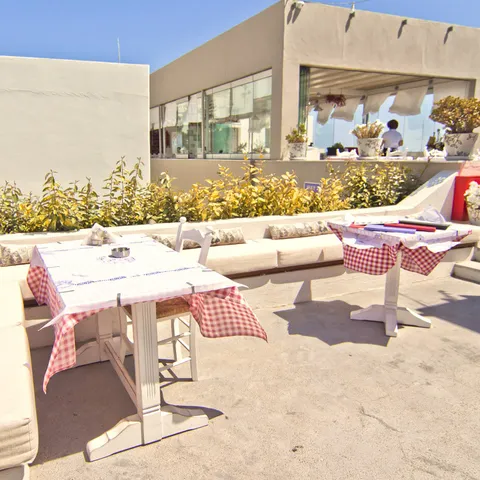 The terrace by day