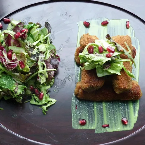 Croquettes with salad