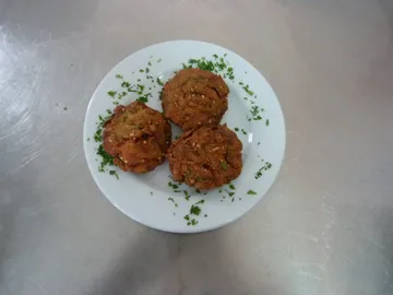 Santorini tomatokeftedes: Step 7